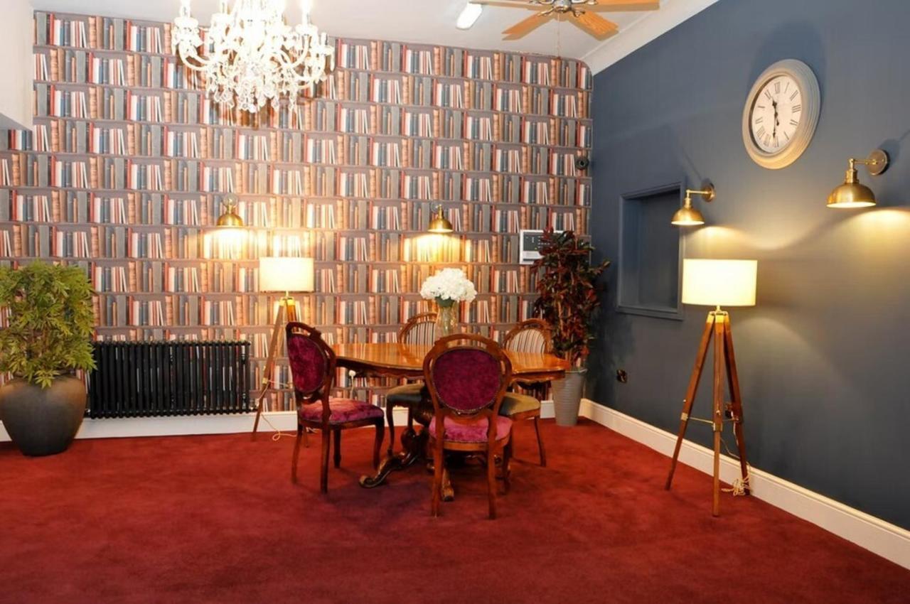 The Royal Hotel Crewe, A Brilliant Collection, Powered By Oyo Exterior photo