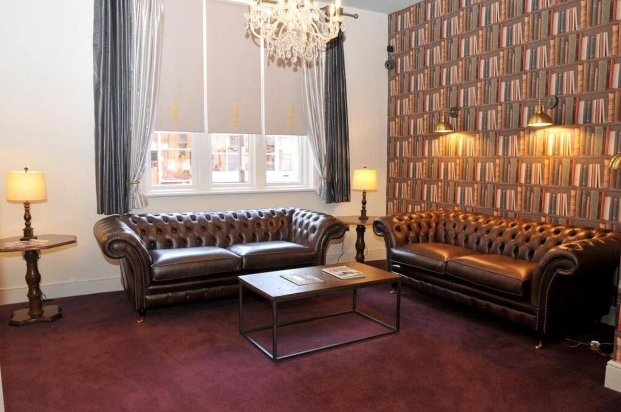 The Royal Hotel Crewe, A Brilliant Collection, Powered By Oyo Exterior photo