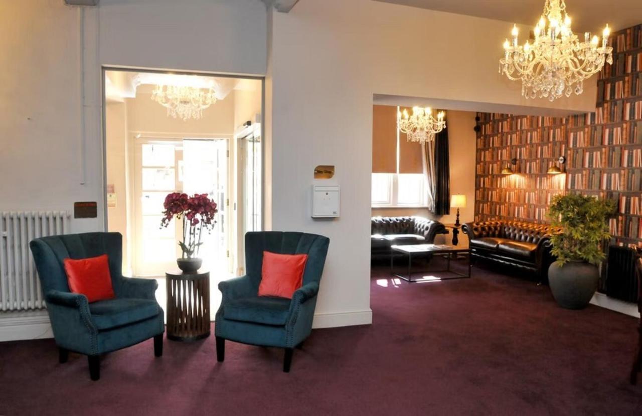 The Royal Hotel Crewe, A Brilliant Collection, Powered By Oyo Exterior photo