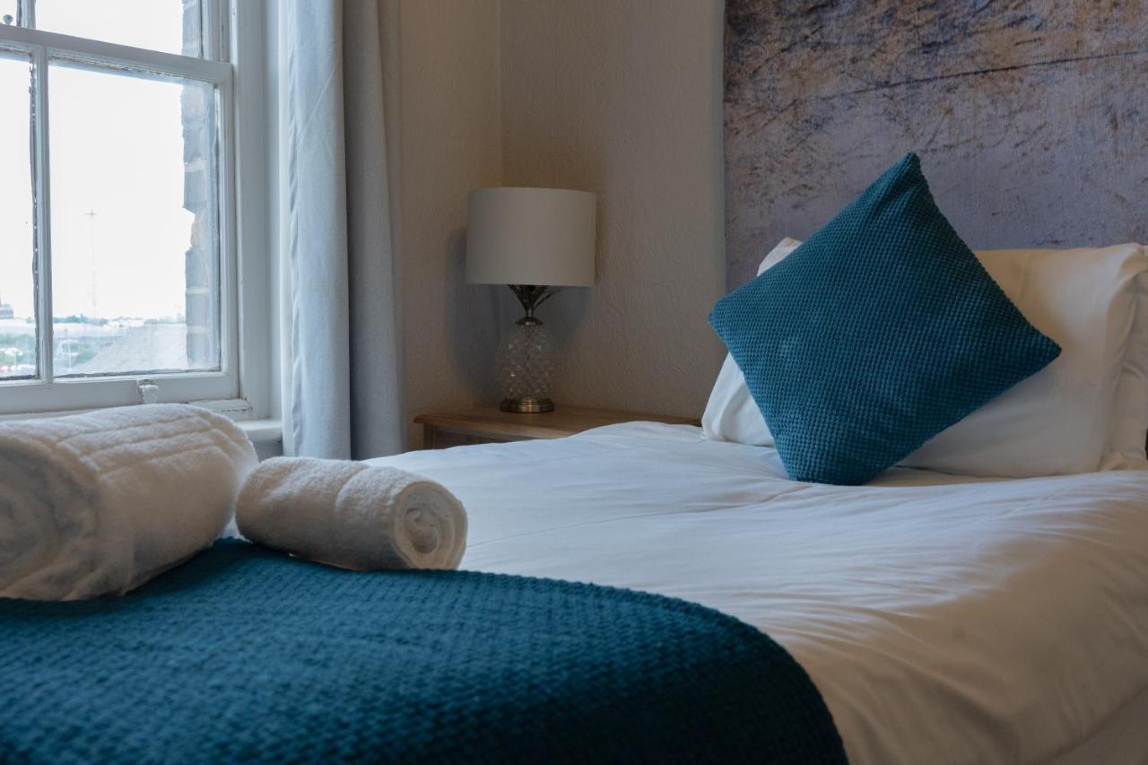 The Royal Hotel Crewe, A Brilliant Collection, Powered By Oyo Exterior photo